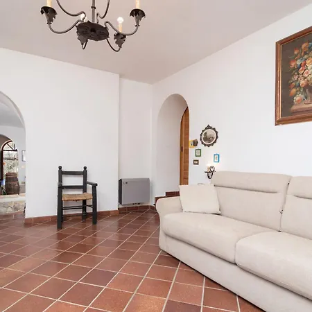 Appartamento Antico Casale Ruoppo-1 By Interhome